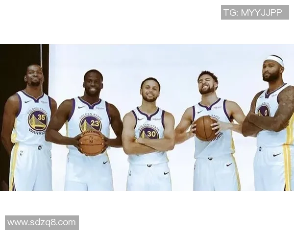 掘金与鹈鹕比赛疑似打假球引发热议球迷与专家纷纷发声 掘金与鹈鹕比赛疑似打假球引发热议球迷与专家纷纷发声