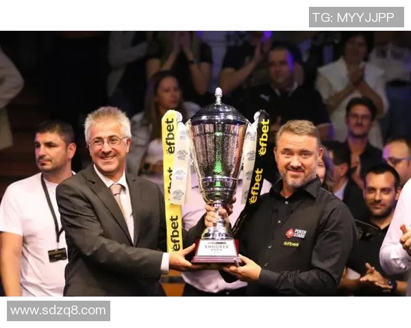 骑士与勇士的巅峰对决多姆的传奇之路与荣耀之战